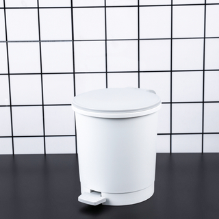Wholesale Customized Kitchen Eco-friendly Trash Can Plastic Pedal Type Trash Cans with Lid