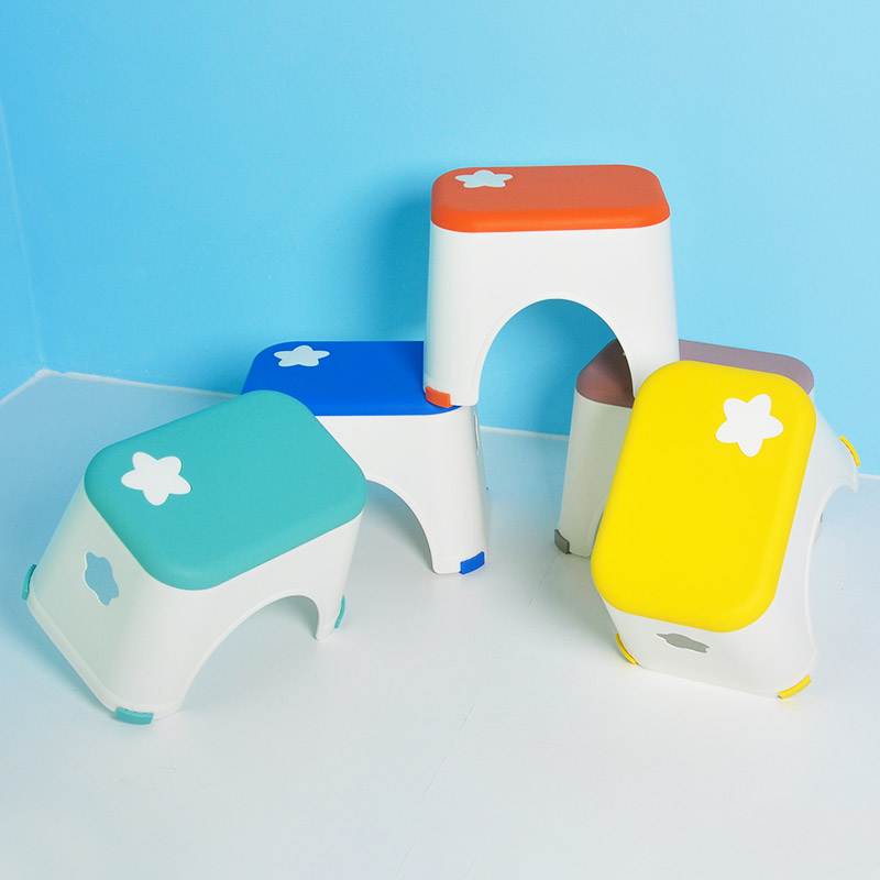 Latest Design Double Color Indoor Plastic Stool Small Stool Indoor Outdoor Chair for Children Double Up The Chairs